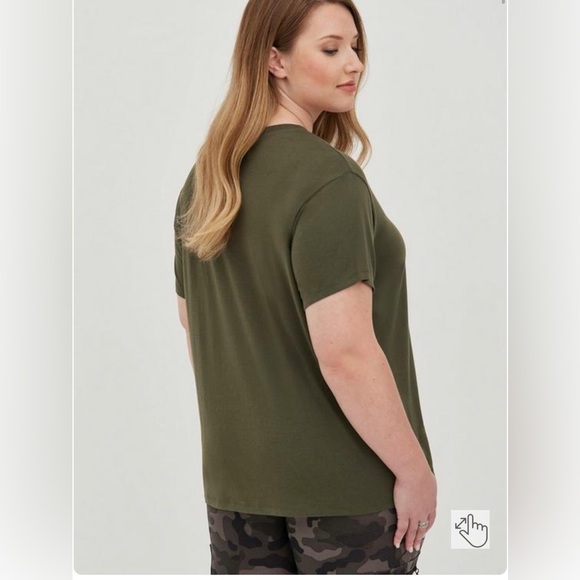 Torrid Short Sleeve Active Tee - Picture 2 of 6